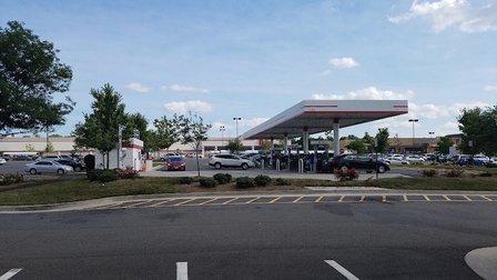 BJ's Gas Station