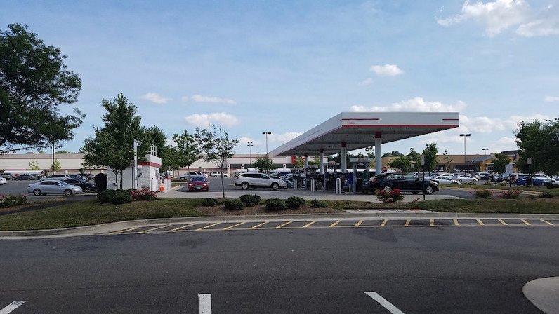 BJ's Gas Station