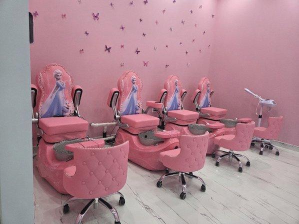 Elegance Nails & Day Spa