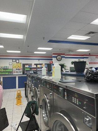 Surf 'N' Suds Laundromat