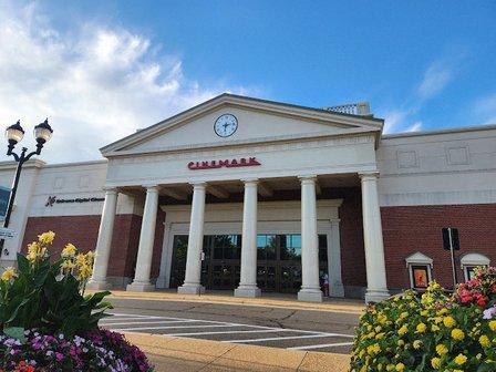 Cinemark Fairfax Corner and XD
