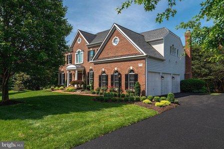 Dianne Hansen - Real Estate Expertise