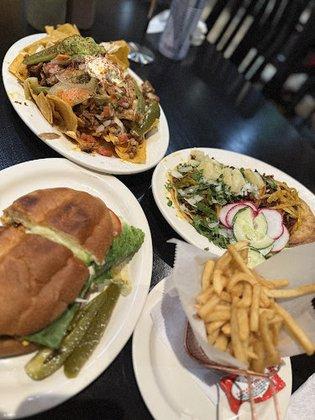 Tortas y Tacos La Chiquita II
