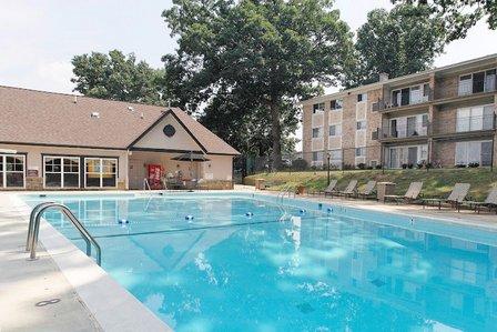 The Oaks At Falls Church