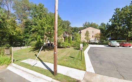 West Wood Oaks Apartments