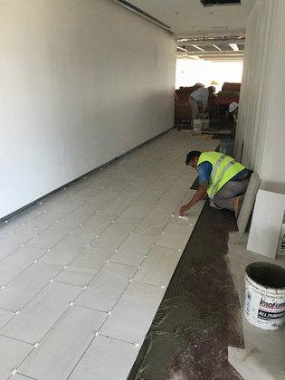 E. E. And E. Floors Llc.