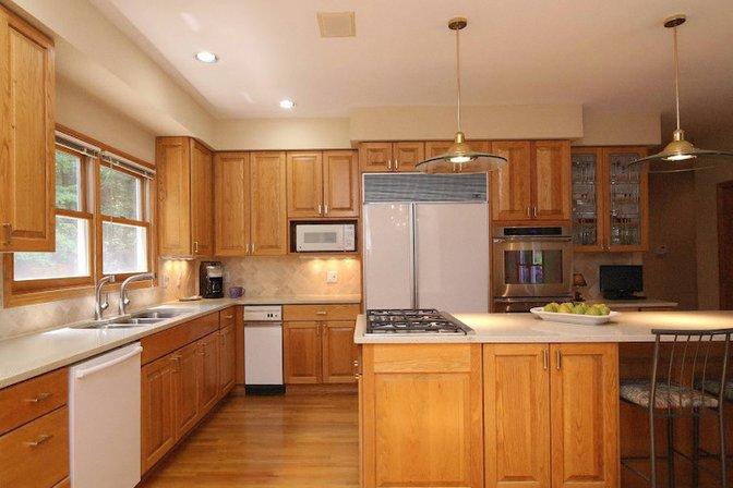 Flow's Metropolitan Cleaning Services, LLC.