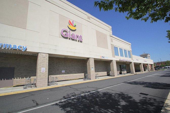 Giant Pharmacy