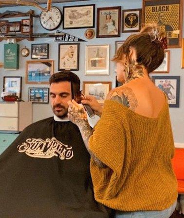 Bronwyn The Barber