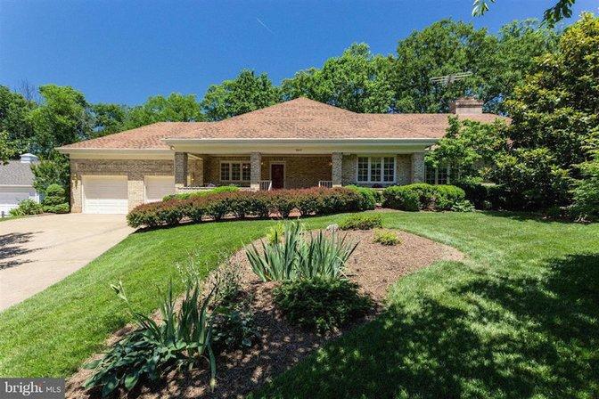 Patricia Jones, Weichert, REALTORS