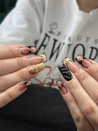 Queen Nails and Lash