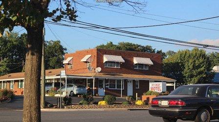 HY-WAY MOTEL