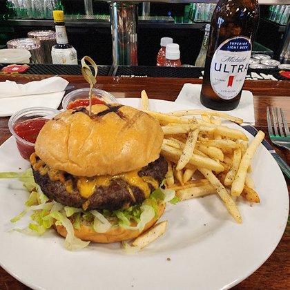 Green Tree Tavern