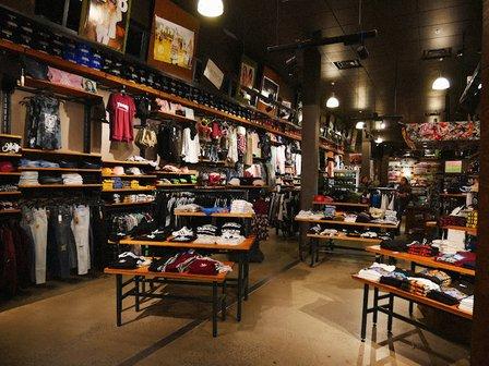 Zumiez
