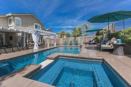 Premier Pools & Spas