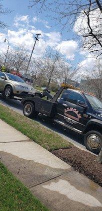Towing service y venta de llantas usadas
