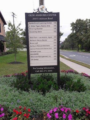 Olde Ashburn Center
