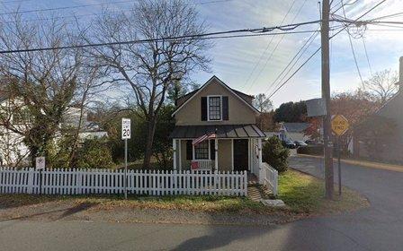 Bedford Lee Shop