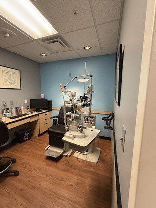 Dr. Mojgan Haghshenas - Dulles Family Eyecare