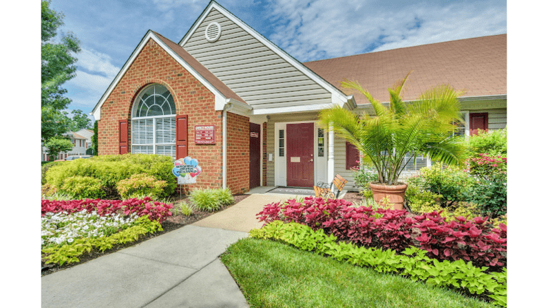 Woodburn Apartments