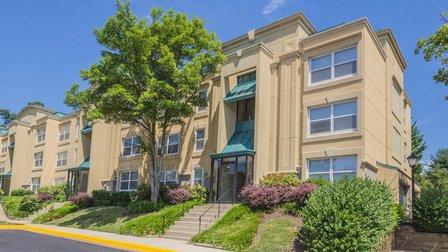 Stuart Woods Apartments