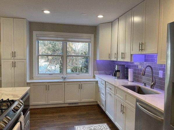 CABINET & GRANITE DEPOT
