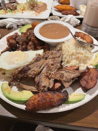La Chocita Grill