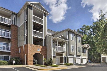 Camden Fair Lakes Apartments