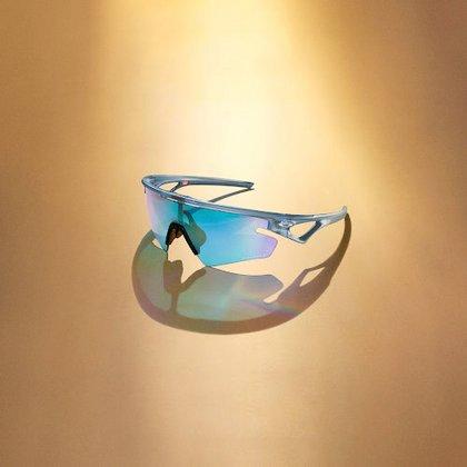 Sunglass Hut