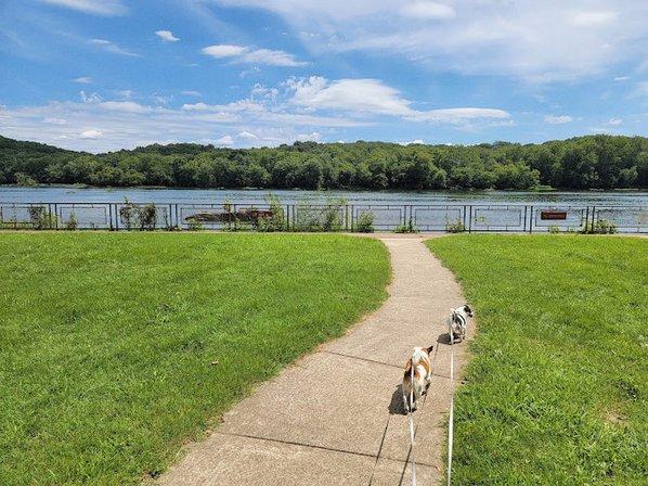 Riverbend Park Visitor's Center