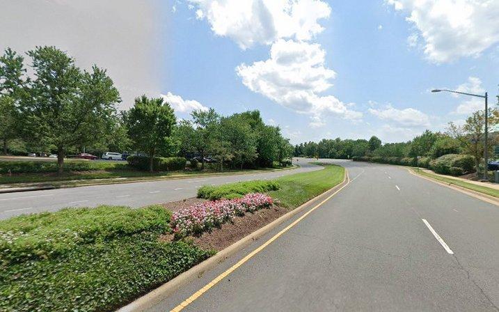 5920 Trinity Parkway Parking