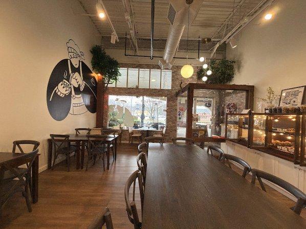 GAVI Bakery & Cafe
