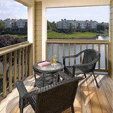 Lakeside Apartments